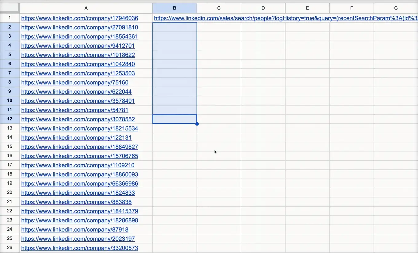 Google Sheet with LinkedIn company URLs in column A and a generated Sales Navigator people-search URL in column B