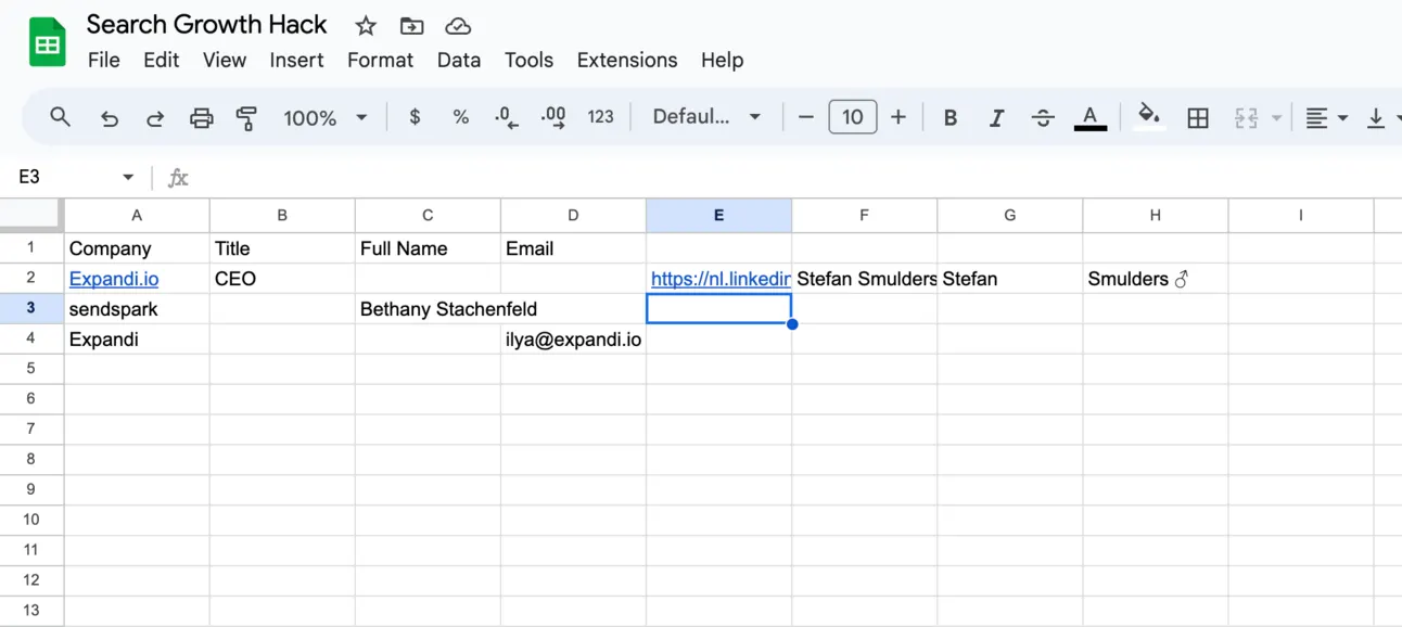 The formula has returned a LinkedIn URL, full name, first name and last name for the Expandi CEO row